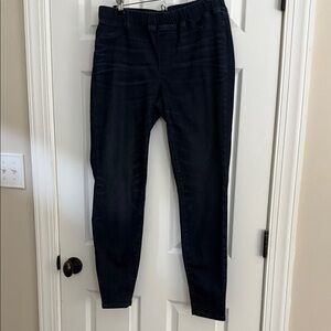 Eileen Fisher Dark Wash Size Medium Pull on Straight Leg Jeans
